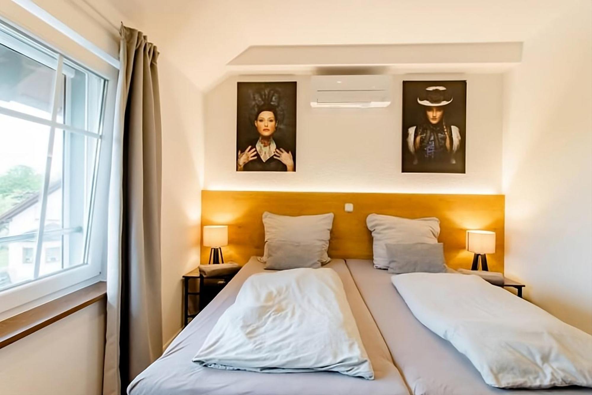 Komfortables Doppelzimmer In Kehl Goldscheuer - 1A Guesthouse Eksteriør billede